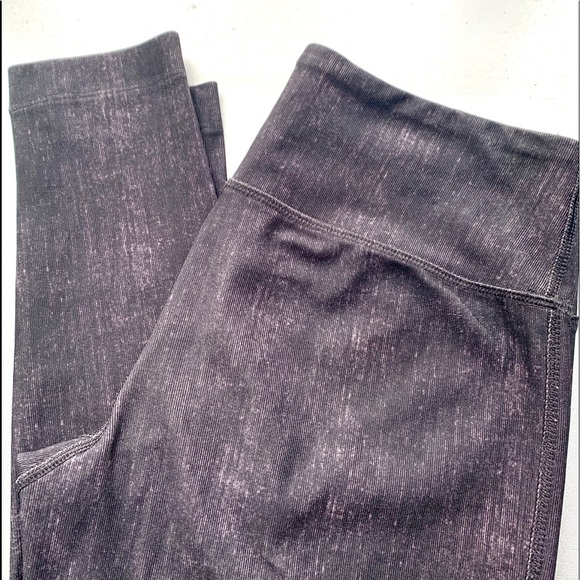 90 Degree by Reflex Charcoal Wash Leggings - Picture 4 of 7